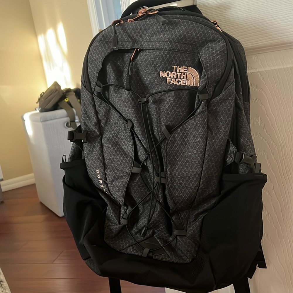 North Face Borealis Backpack rose gold/ black/ gray